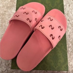 Gucci Pink Rubber Slides